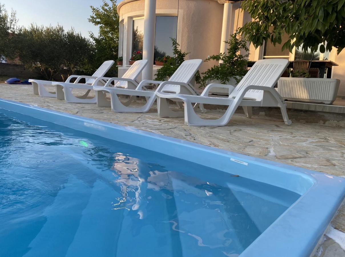 Villa Bubica- Cozy Holiday Home In Rural Area With Pool Stankovci  ภายนอก รูปภาพ