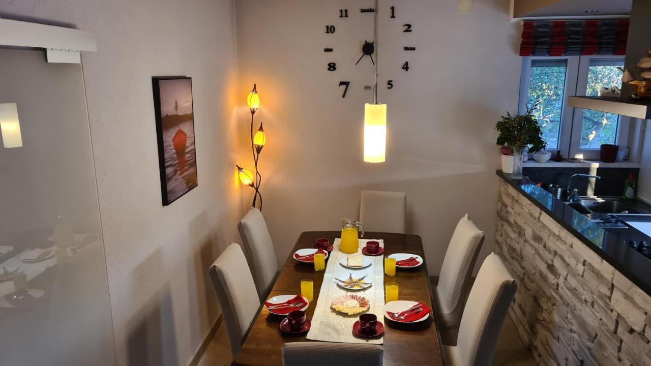 Villa Bubica- Cozy Holiday Home In Rural Area With Pool Stankovci  ภายนอก รูปภาพ