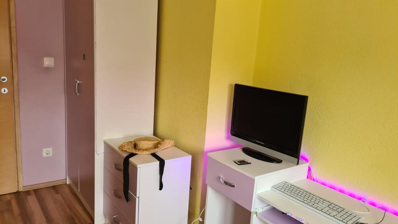 Villa Bubica- Cozy Holiday Home In Rural Area With Pool Stankovci  ภายนอก รูปภาพ
