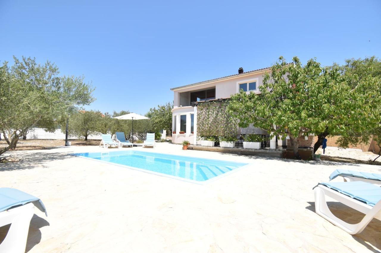 Villa Bubica- Cozy Holiday Home In Rural Area With Pool Stankovci  ภายนอก รูปภาพ