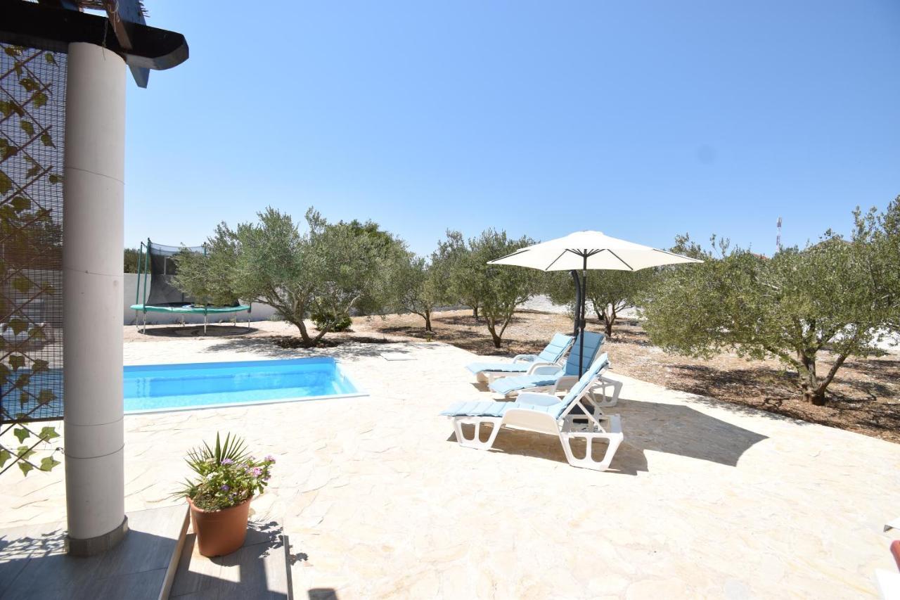 Villa Bubica- Cozy Holiday Home In Rural Area With Pool Stankovci  ภายนอก รูปภาพ
